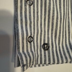 Lululemon vinyasa scarf 🧣